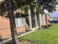 7831 roberts Road, Bridgeview, IL 60455 primary photo