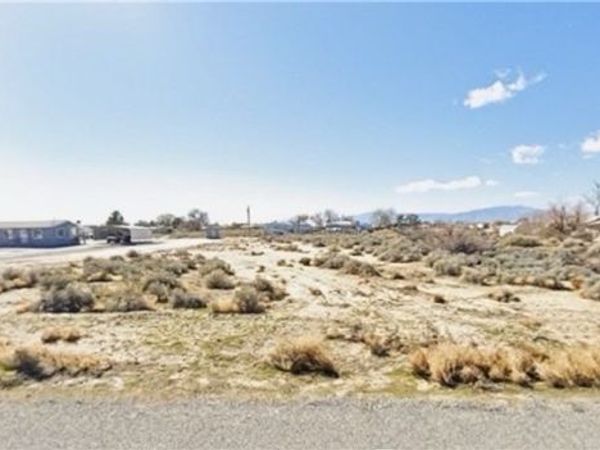 641 Kimberly Avenue, Pahrump, NV 89060