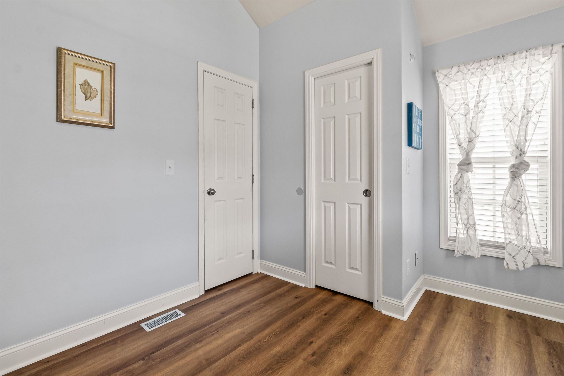 5400 Little River Neck Rd. Photo 12