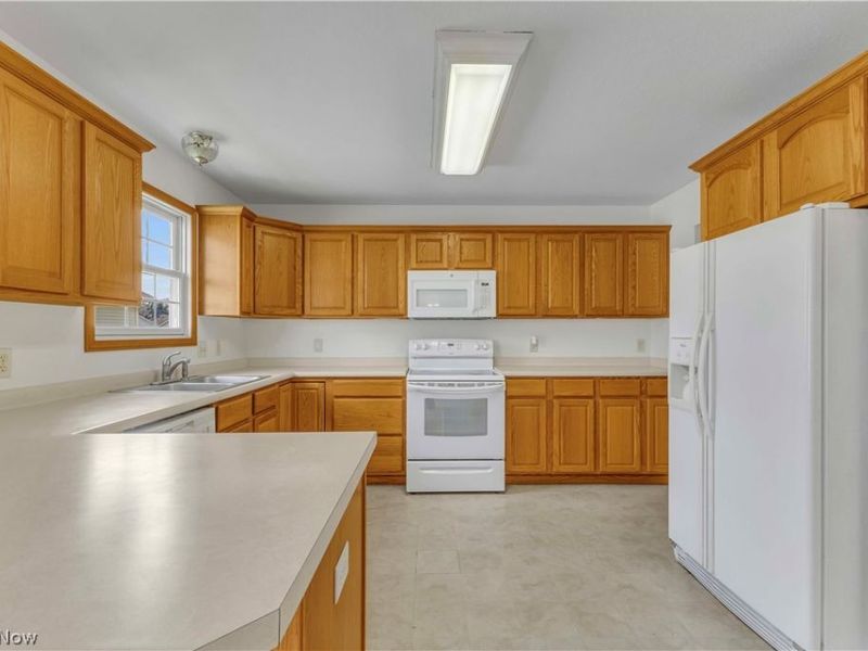 2122 Normandy Drive, Wooster, OH 44691 Photo 8