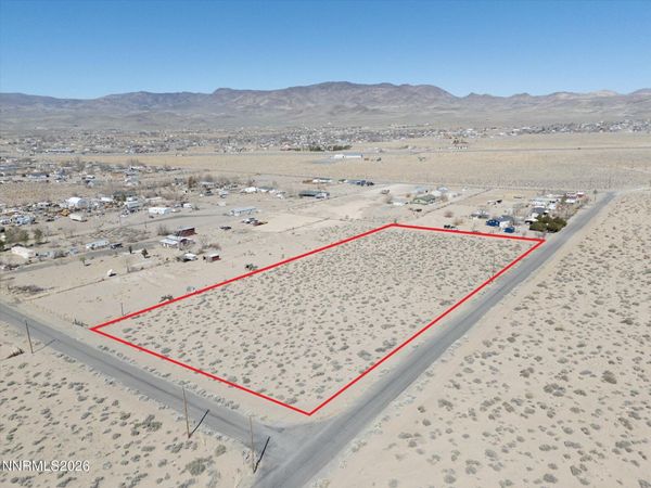 8040 Rancho Avenue, Stagecoach, NV 89429