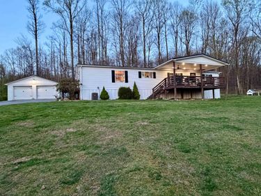 14 Longhorn Drive, Fairmont, WV 26554