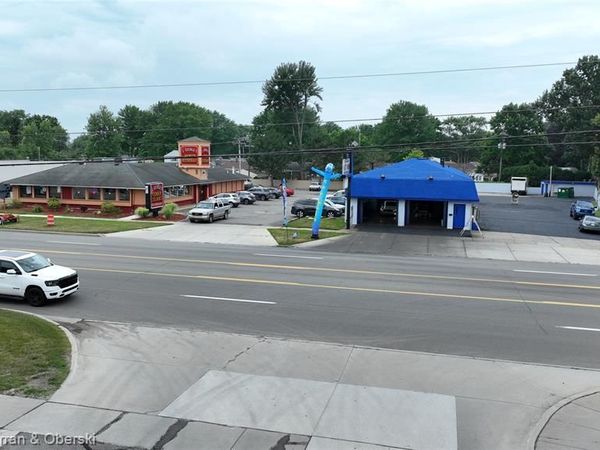 7345 N Middlebelt Road , Westland, MI 48185