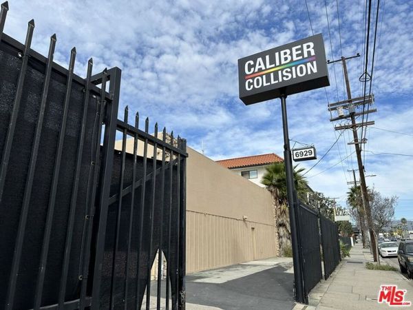 6919 Laurel Canyon Boulevard, North Hollywood, CA 91605