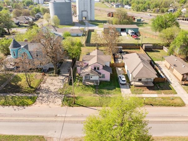 315 W Watts Street, El Reno, OK 73036