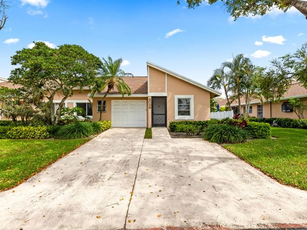 8089 Springtree Road, Boca Raton, FL 33496