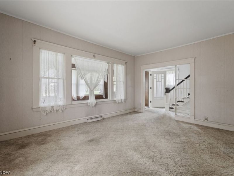 284 W Main Road, Conneaut, OH 44030 Photo 12