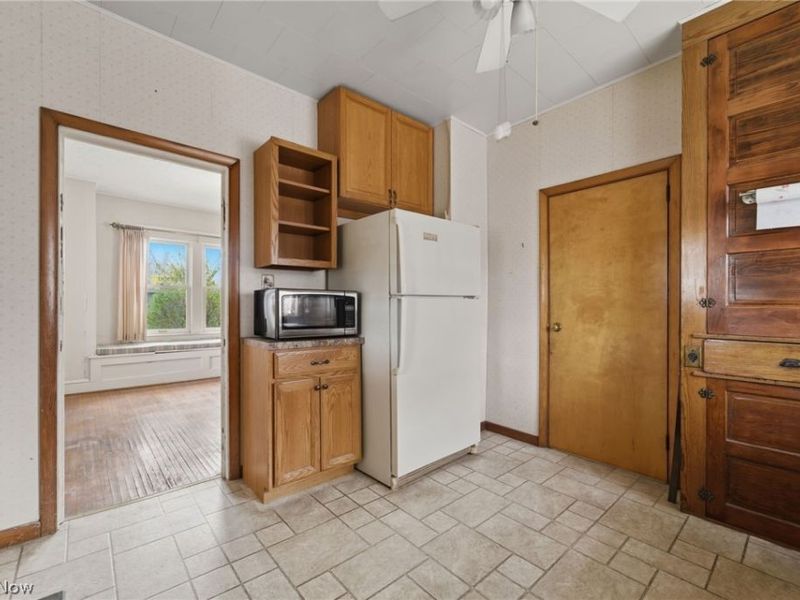 284 W Main Road, Conneaut, OH 44030 Photo 15