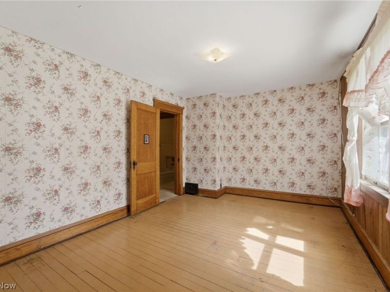 284 W Main Road, Conneaut, OH 44030 Photo 24