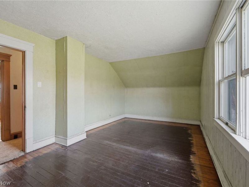 284 W Main Road, Conneaut, OH 44030 Photo 25