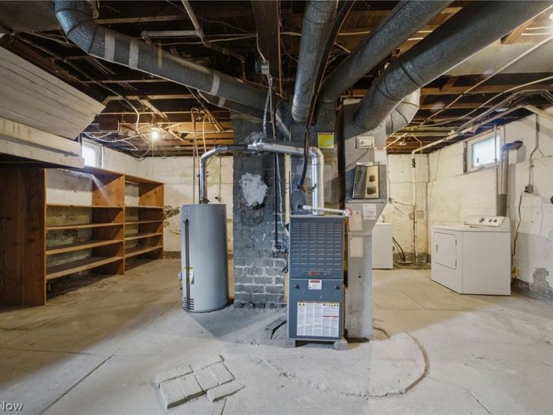 284 W Main Road, Conneaut, OH 44030 Photo 29