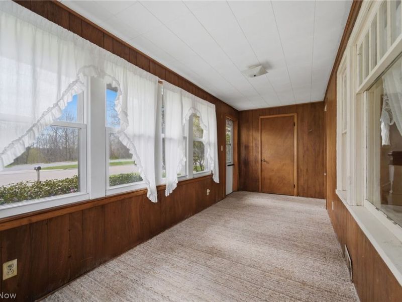 284 W Main Road, Conneaut, OH 44030 Photo 5