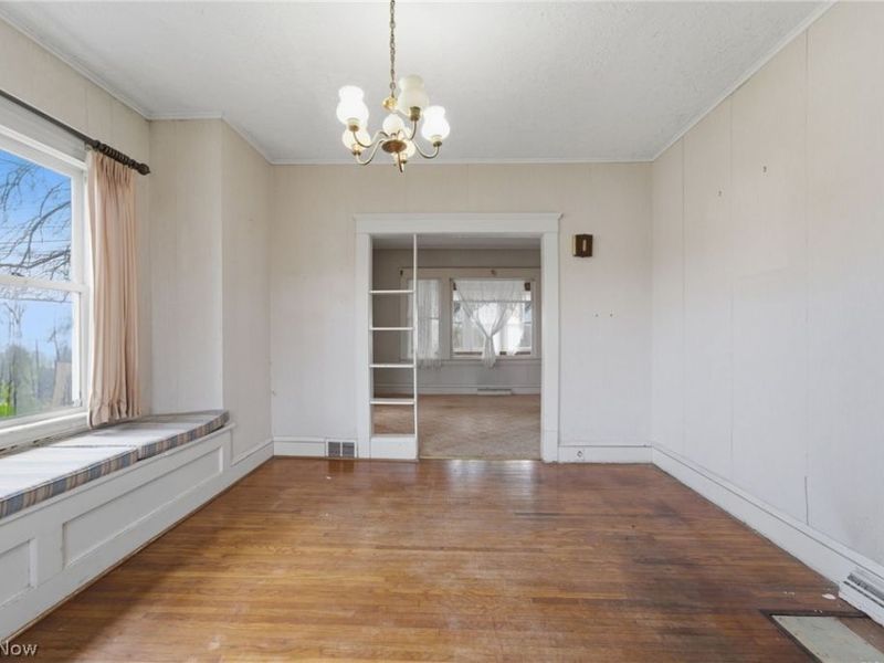 284 W Main Road, Conneaut, OH 44030 Photo 7