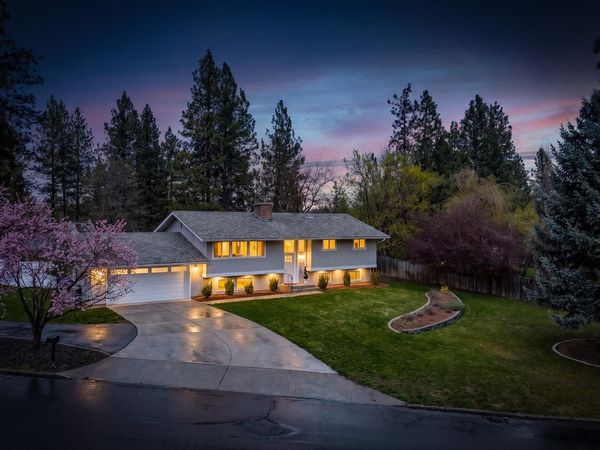 14615 E Belle Terre Ave, Veradale, WA 99037