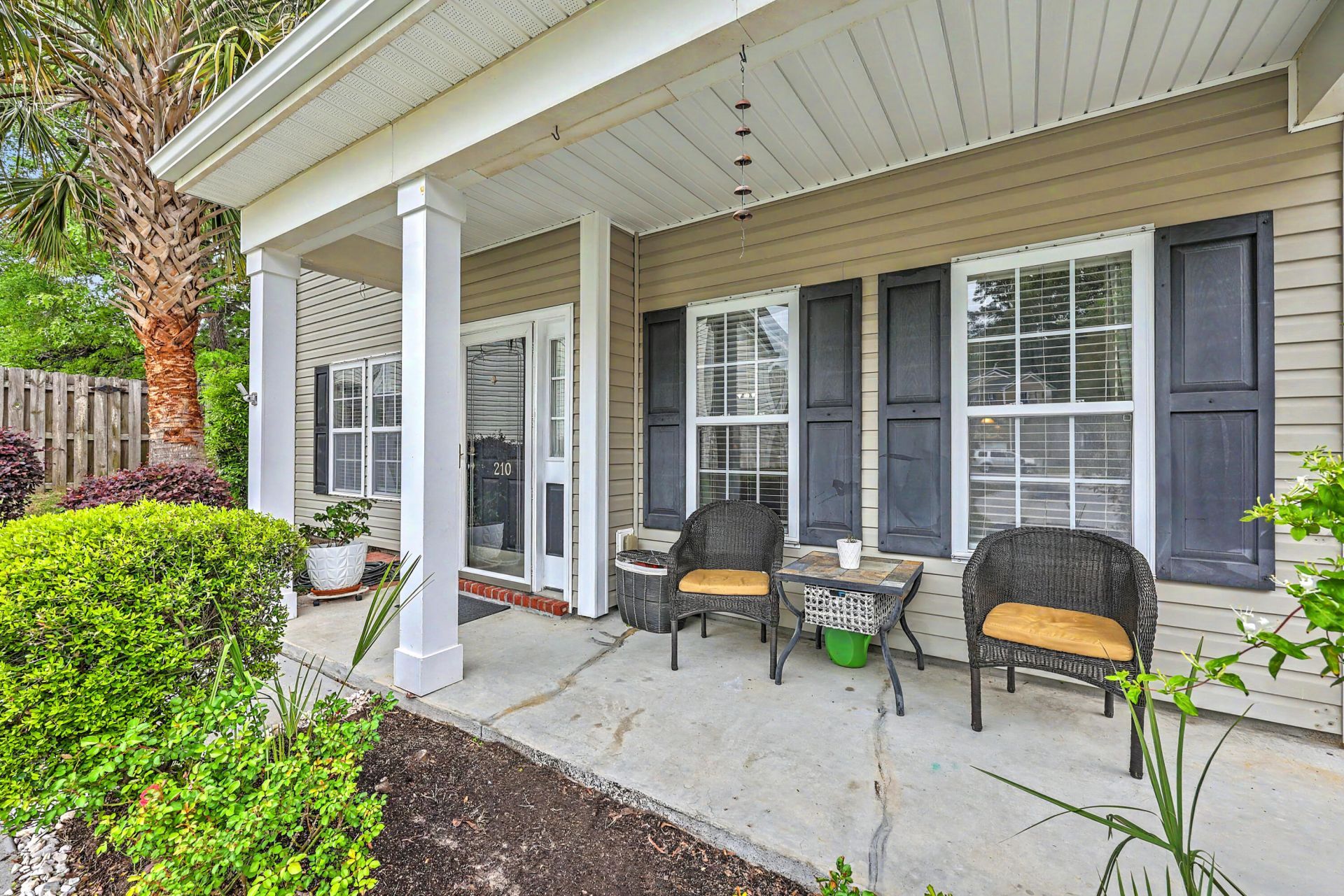 210 Curico Lane Photo 4