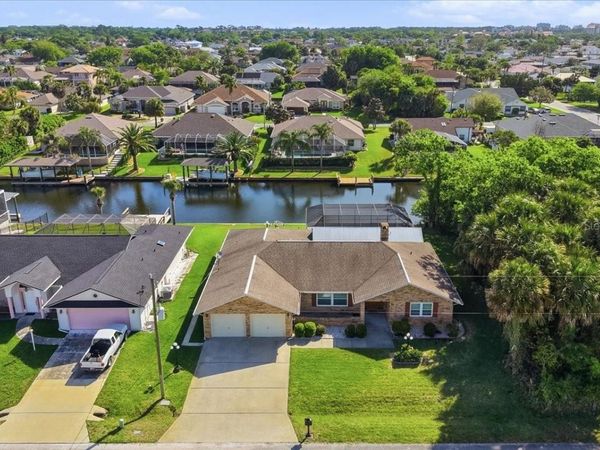 23 CHRISTOPHER COURT , PALM COAST, FL 32137