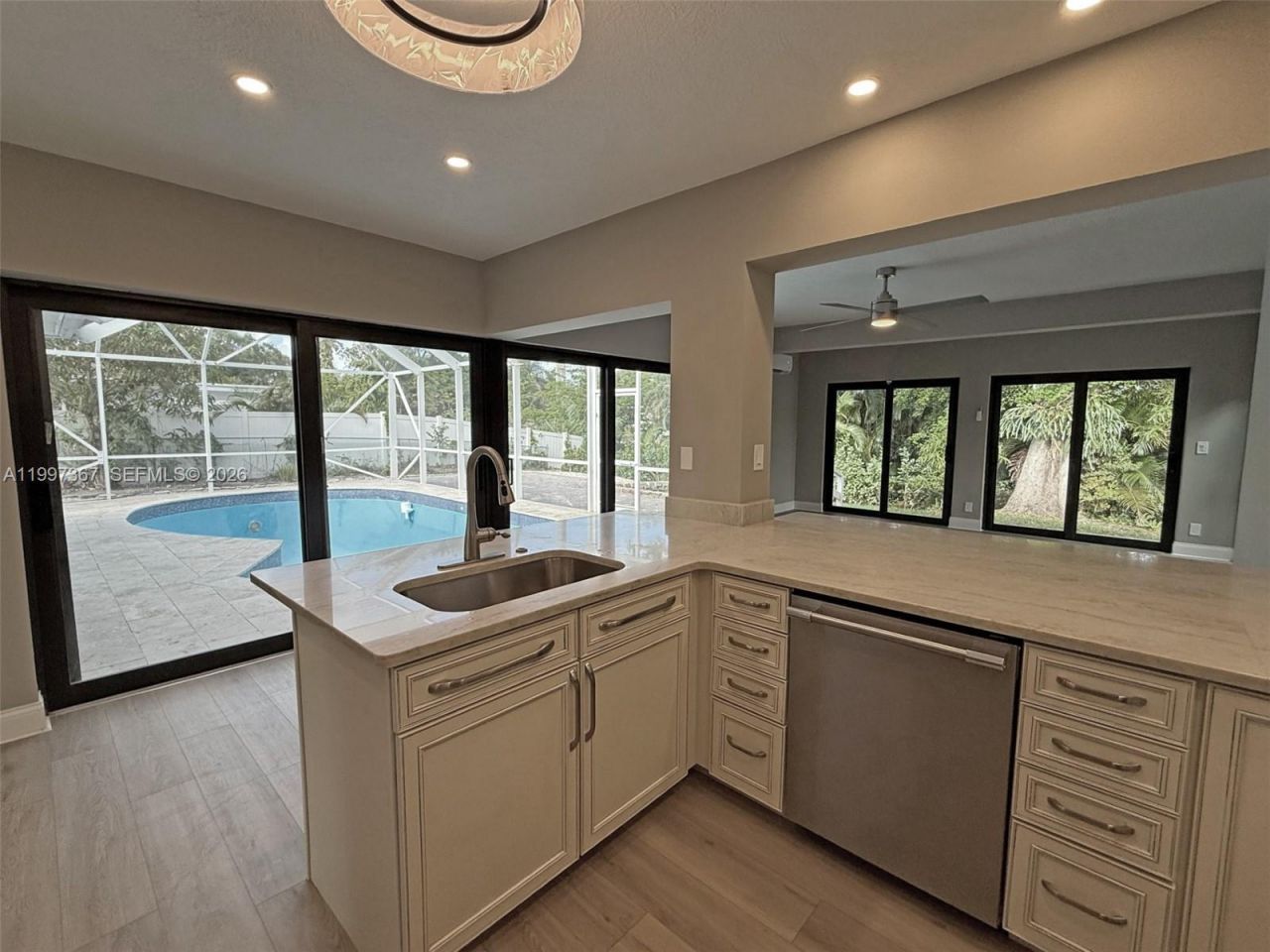 410 SW 56th Ave, Plantation, FL 33317 Photo