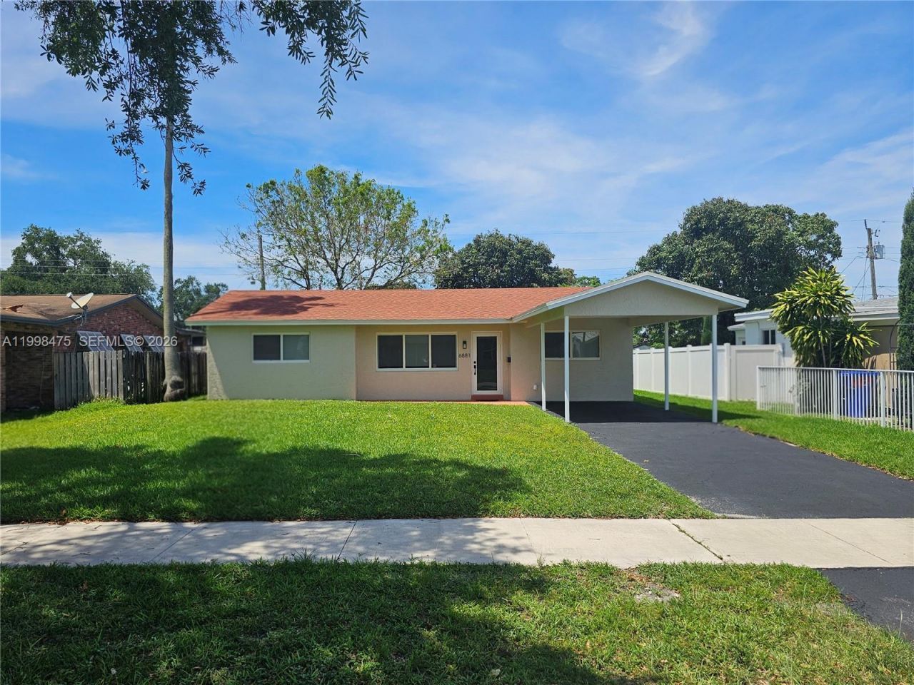 6881 Harding St, Hollywood, FL 33024 Photo