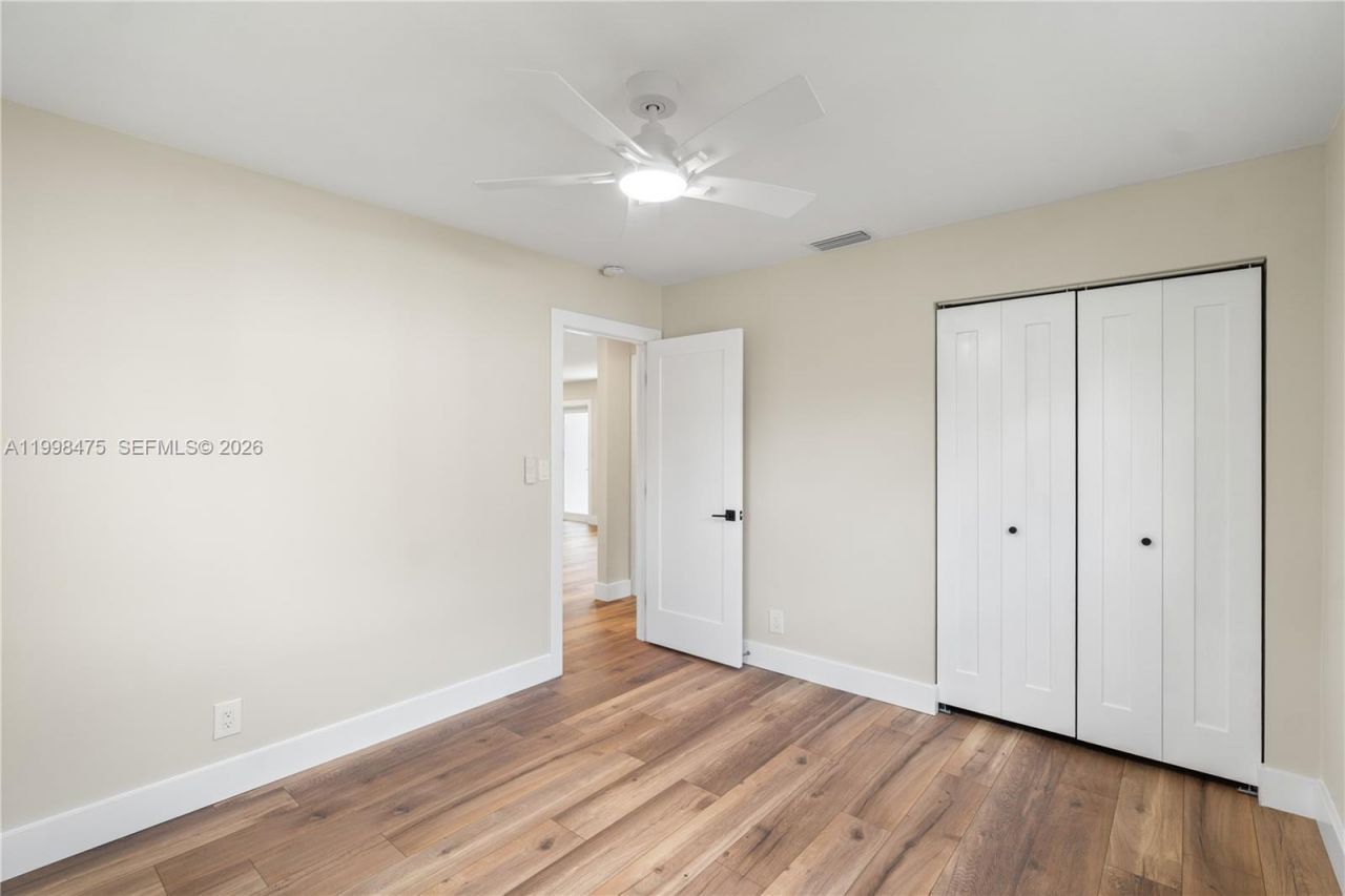 6881 Harding St, Hollywood, FL 33024 Photo