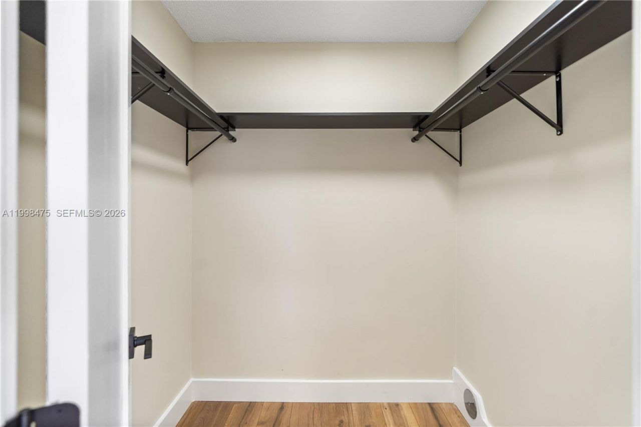 6881 Harding St , Hollywood, FL 33024 Photo