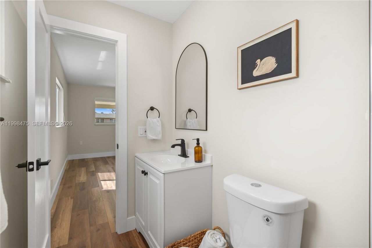 6881 Harding St, Hollywood, FL 33024 Photo