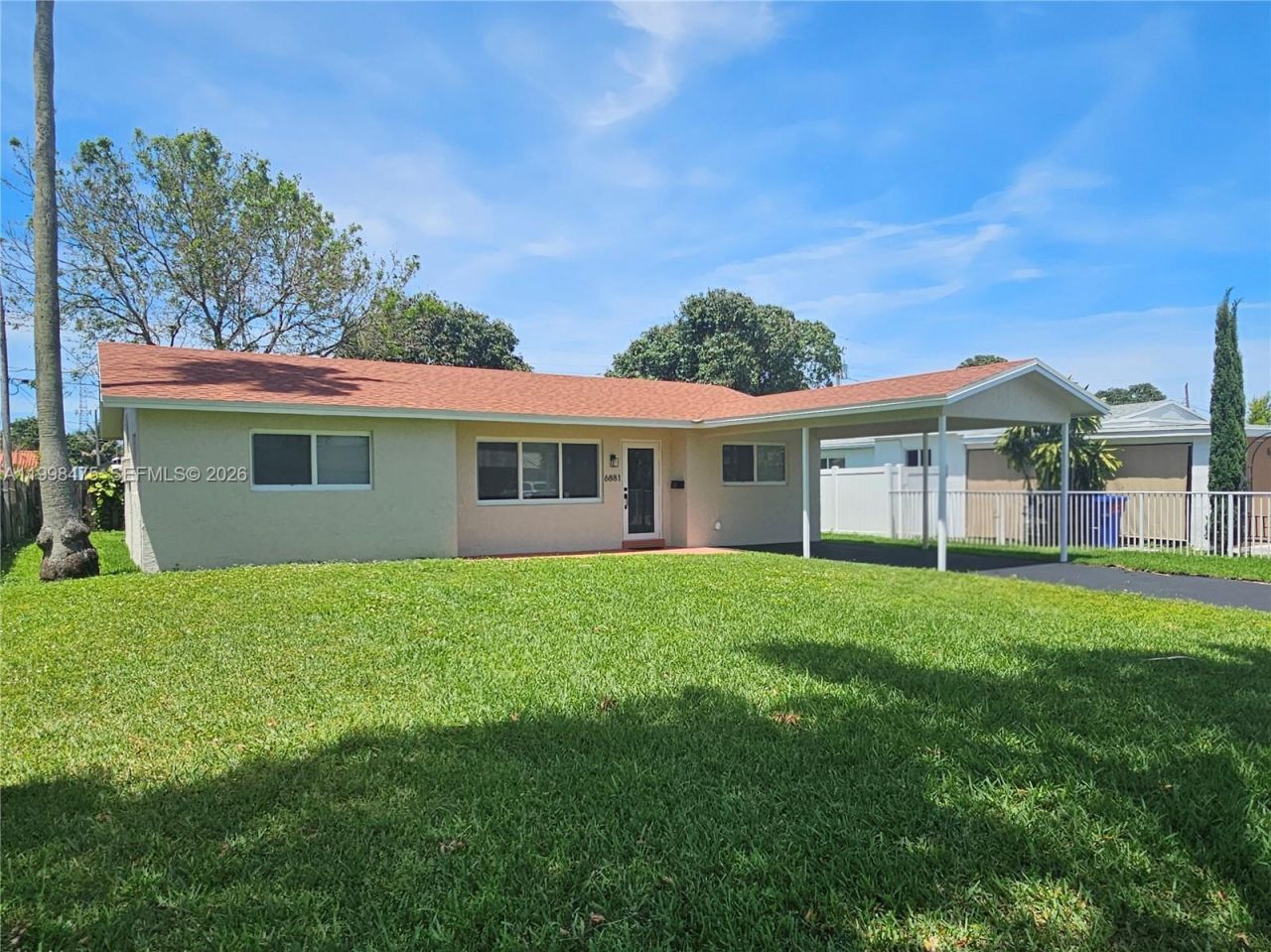 6881 Harding St, Hollywood, FL 33024 Photo