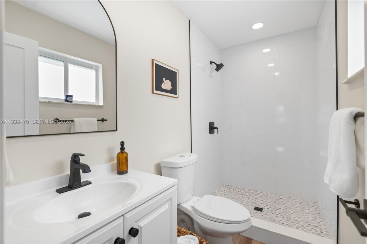 6881 Harding St, Hollywood, FL 33024 Photo
