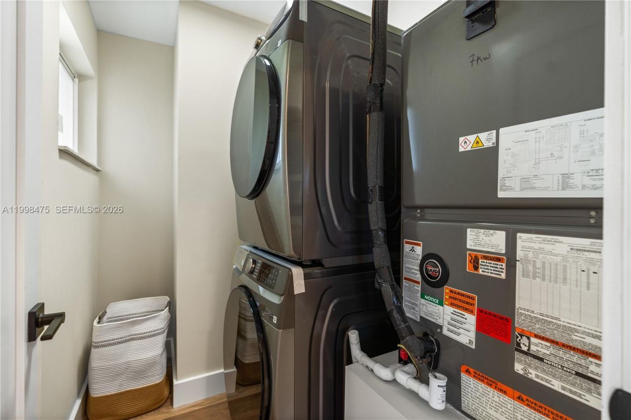 6881 Harding St , Hollywood, FL 33024 Photo