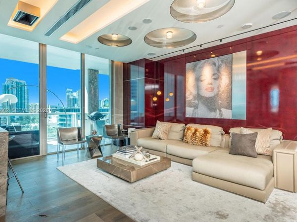 50 S Pointe Dr, Unit 905, Miami Beach, FL 33139