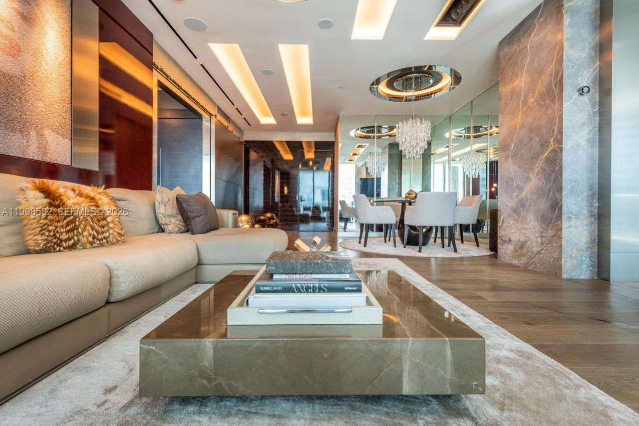 50 S Pointe Dr , Unit 905, Miami Beach, FL 33139 Photo