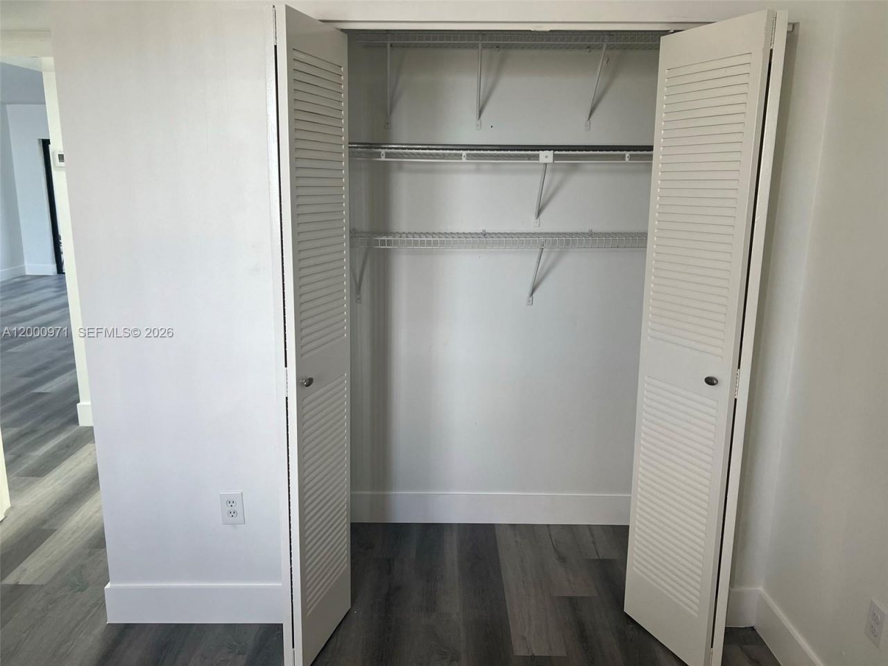 10317 NW 9th St. Cir., Unit 202, Miami, FL 33172 Photo