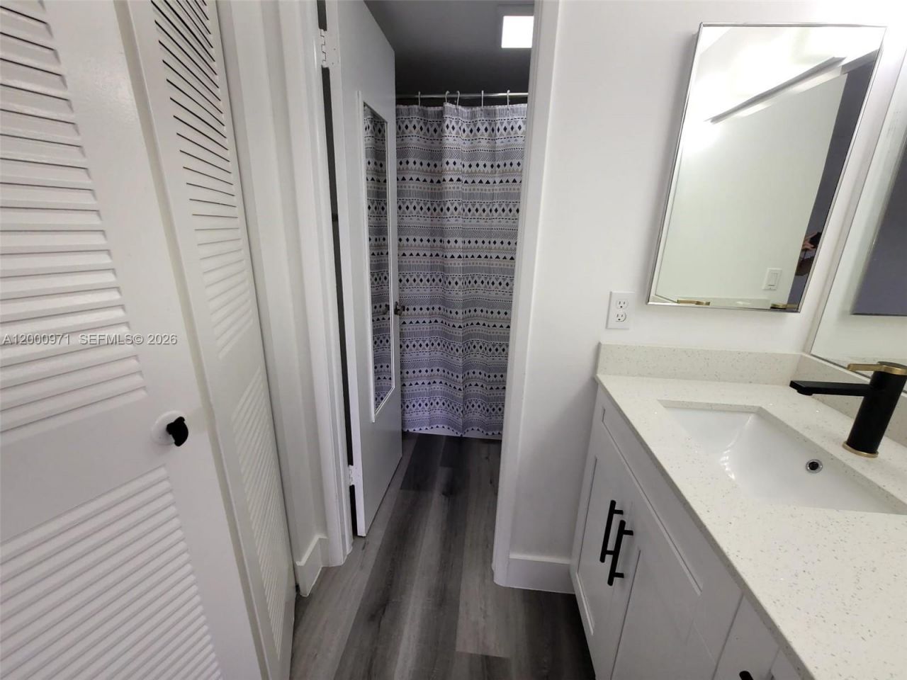 10317 NW 9th St. Cir., Unit 202, Miami, FL 33172 Photo