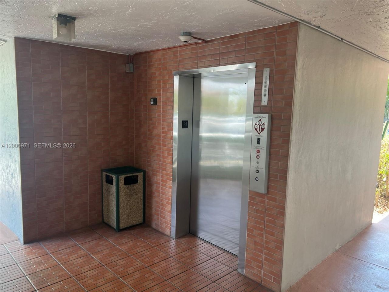 10317 NW 9th St. Cir., Unit 202, Miami, FL 33172 Photo