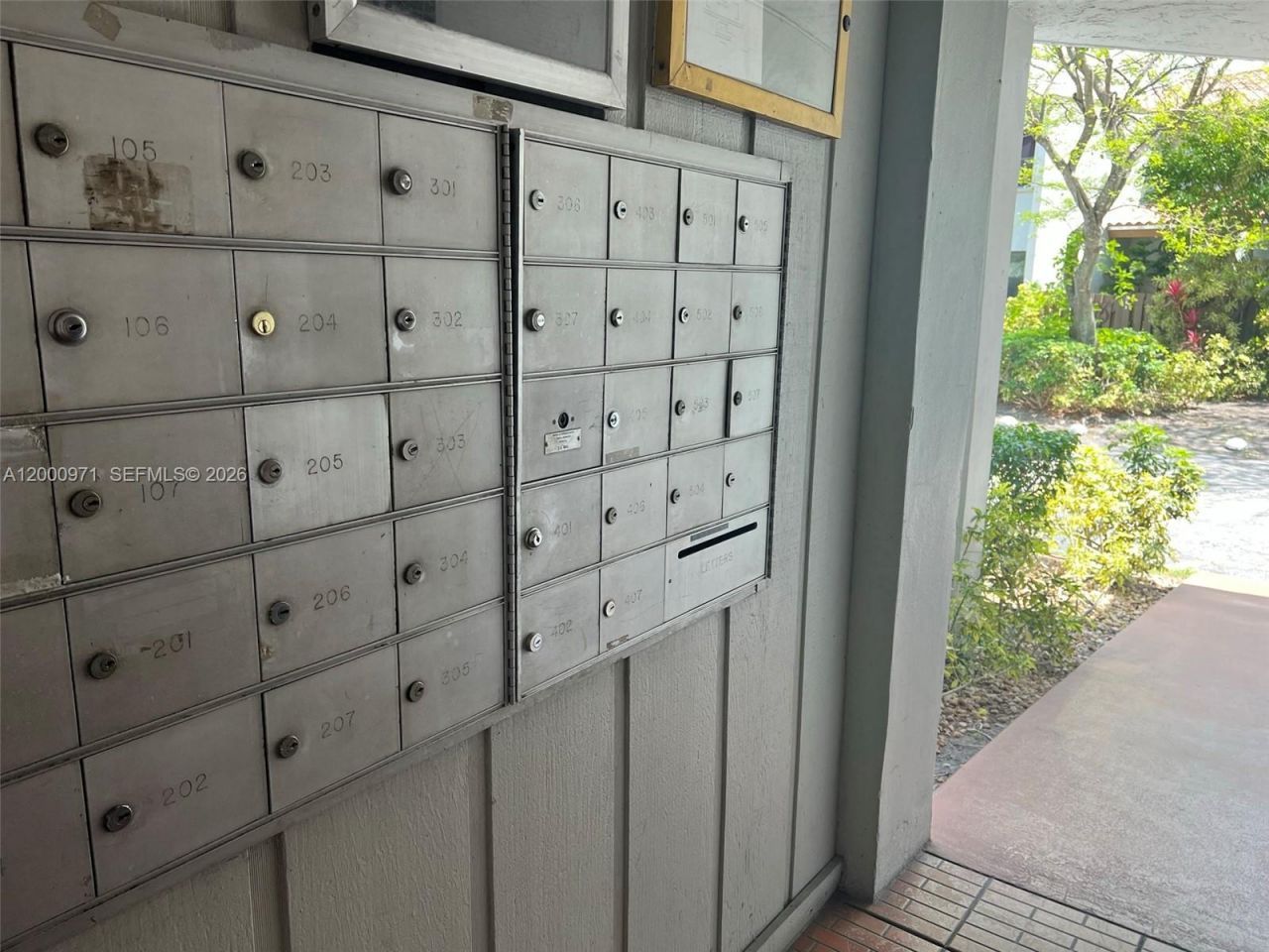 10317 NW 9th St. Cir., Unit 202, Miami, FL 33172 Photo