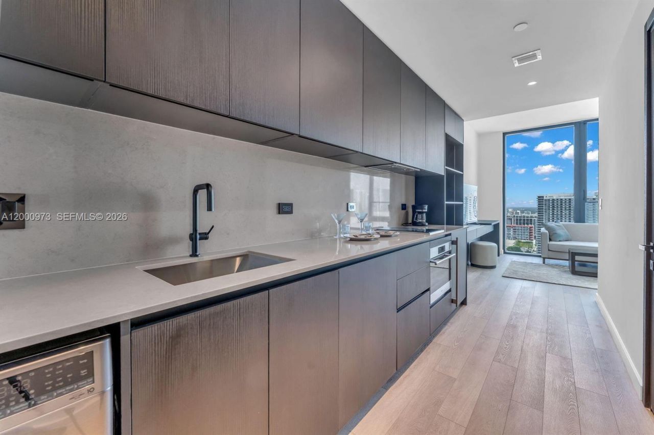 20 NE 11th , Unit 3407, Miami, FL 33132 Photo