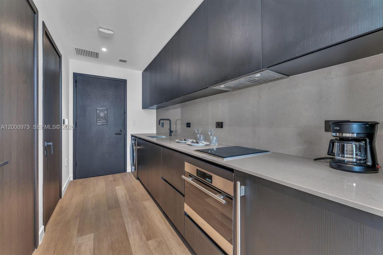 20 NE 11th , Unit 3407, Miami, FL 33132 Photo