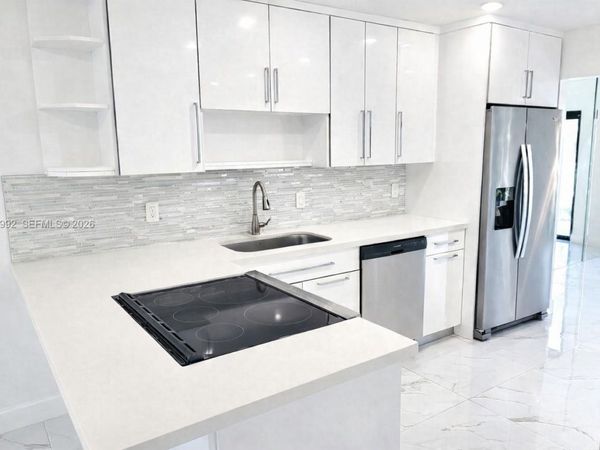 9723 N New River Canal Rd, Unit 416, Plantation, FL 33324