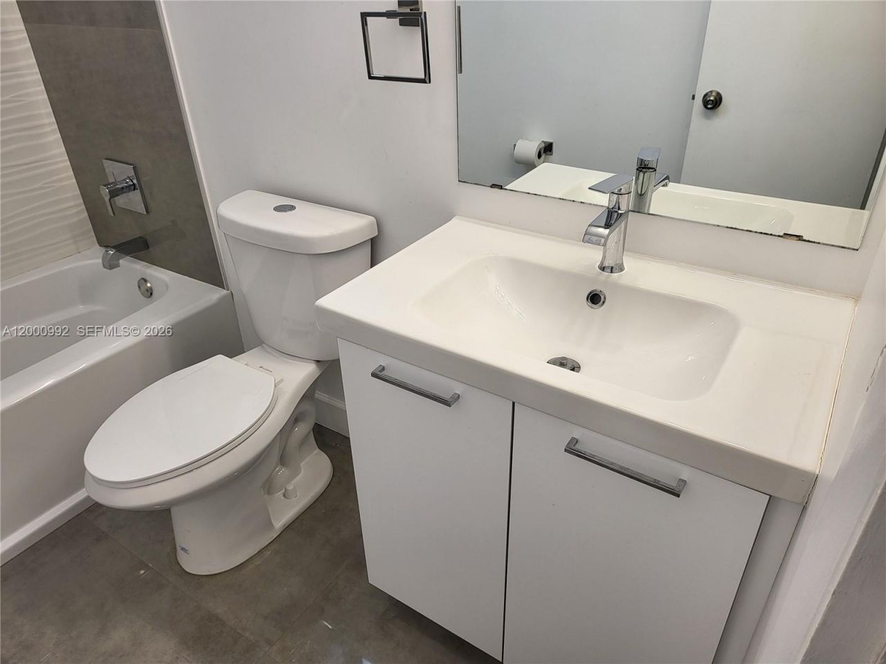 9723 N New River Canal Rd , Unit 416, Plantation, FL 33324 Photo