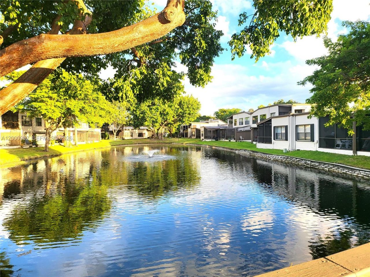 9723 N New River Canal Rd , Unit 416, Plantation, FL 33324 Photo