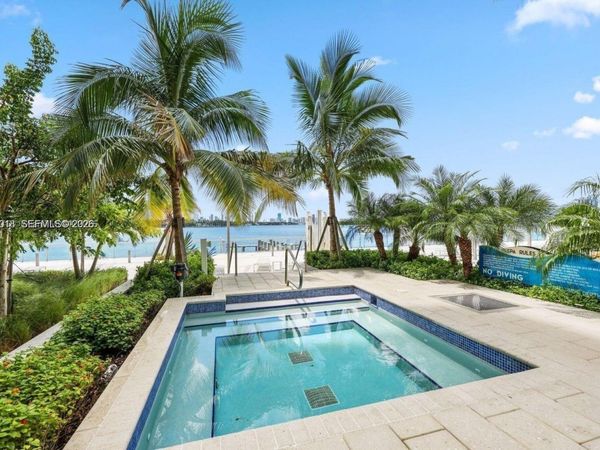 1000 West Ave, Unit 1504, Miami Beach, FL 33139