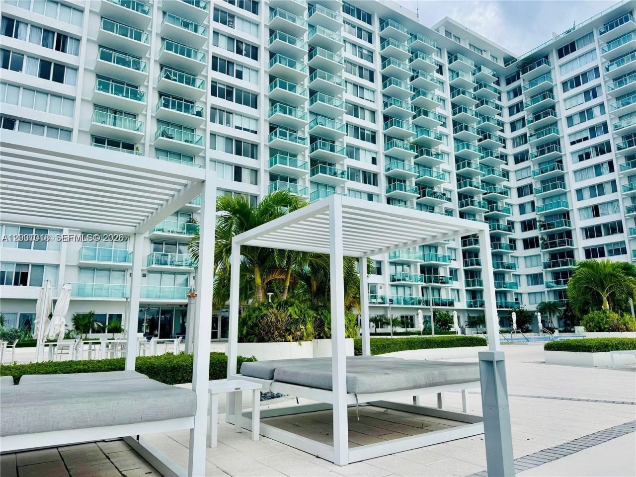 1000 West Ave , Unit 1504, Miami Beach, FL 33139 Photo