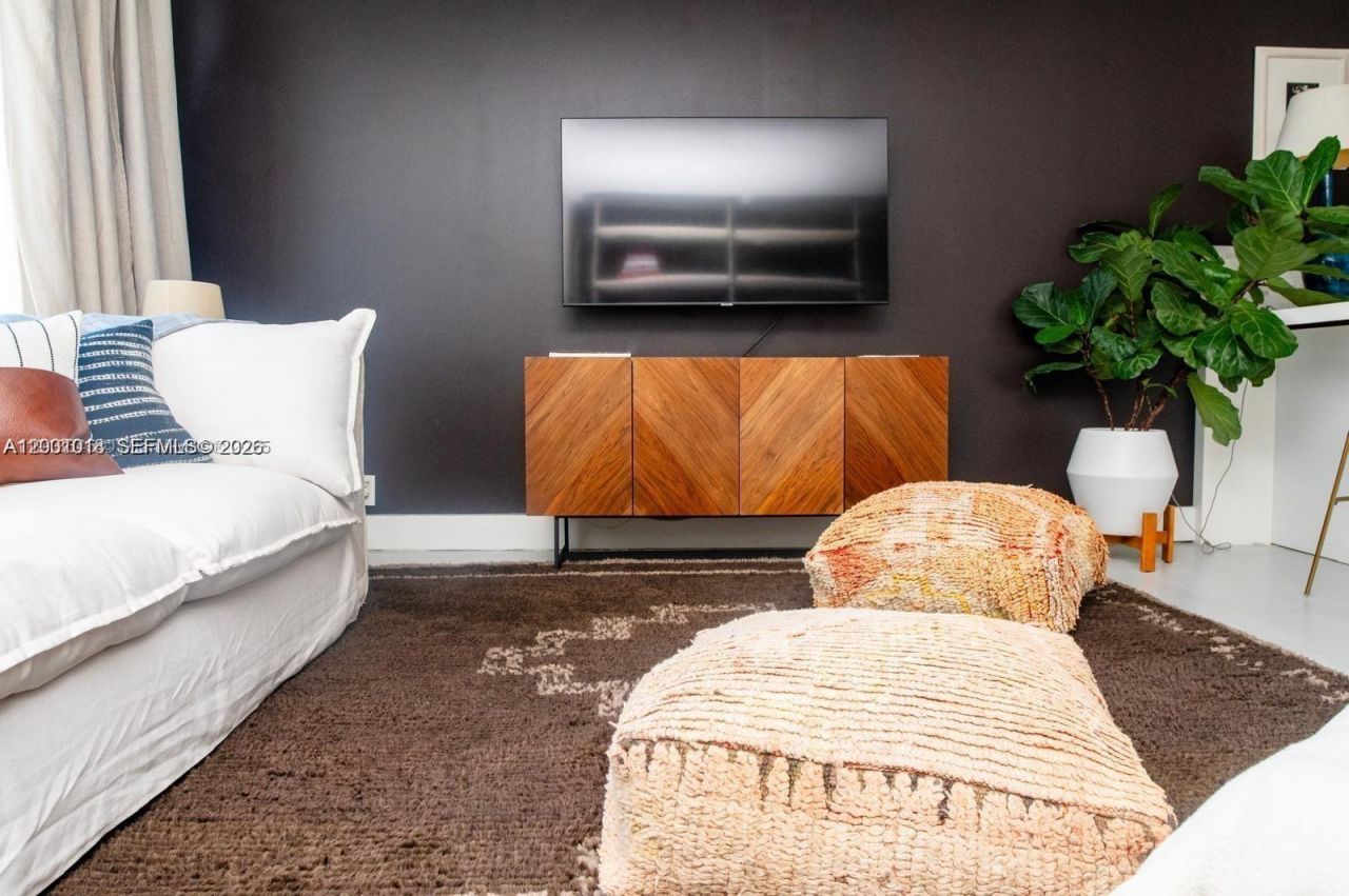 1000 West Ave , Unit 1504, Miami Beach, FL 33139 Photo