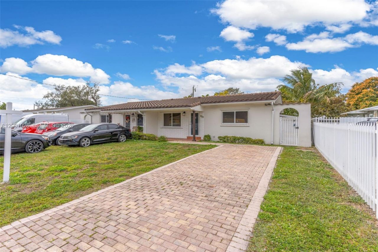 310 SW 76th Ct , Unit 1, Miami, FL 33144 Photo