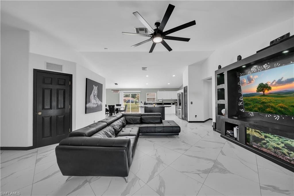 834 Sea Urchin Cir , Fort Myers, FL 33913 Photo