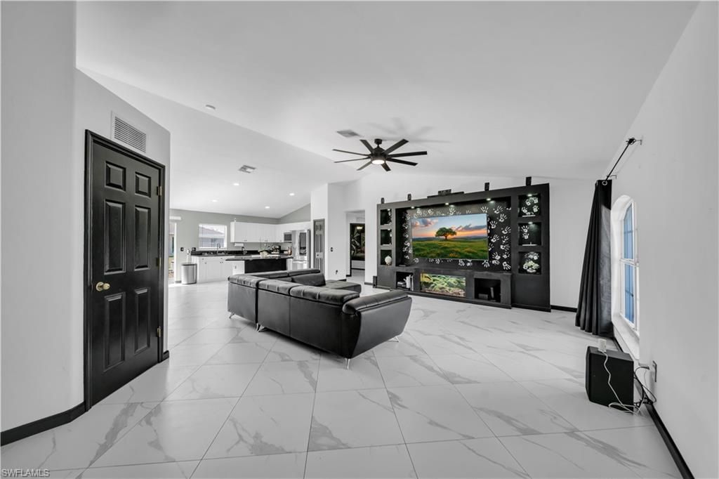 834 Sea Urchin Cir , Fort Myers, FL 33913 Photo