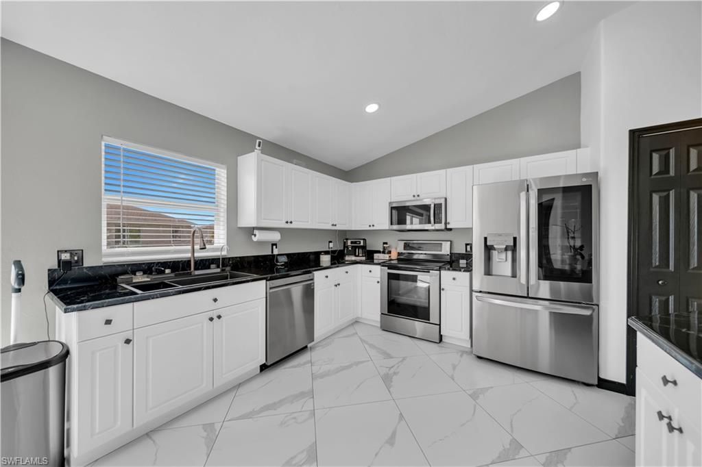 834 Sea Urchin Cir , Fort Myers, FL 33913 Photo