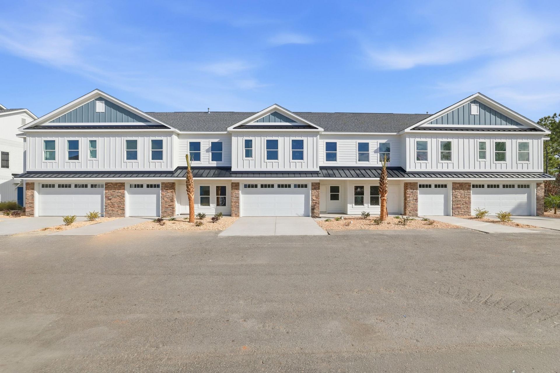 323 Lineback Pl. Photo 2