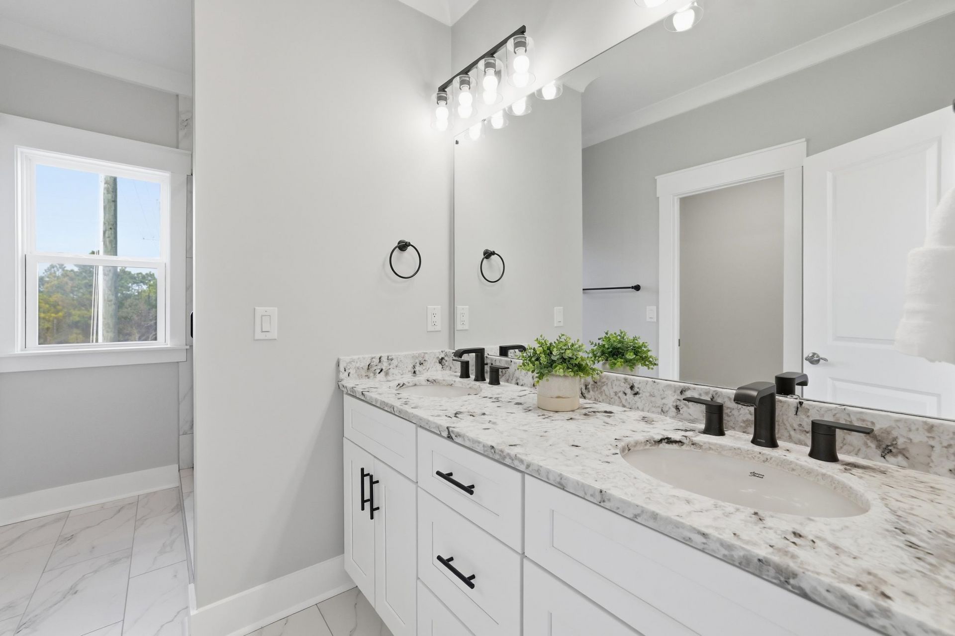 323 Lineback Pl. Photo 33