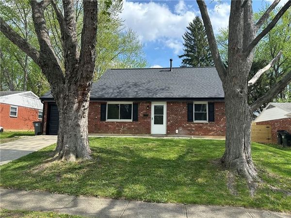 1329 Lee Road, Troy, OH 45373