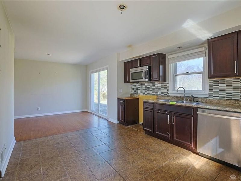 1536 Saint Clair Avenue, Cincinnati, OH 45231 Photo 13